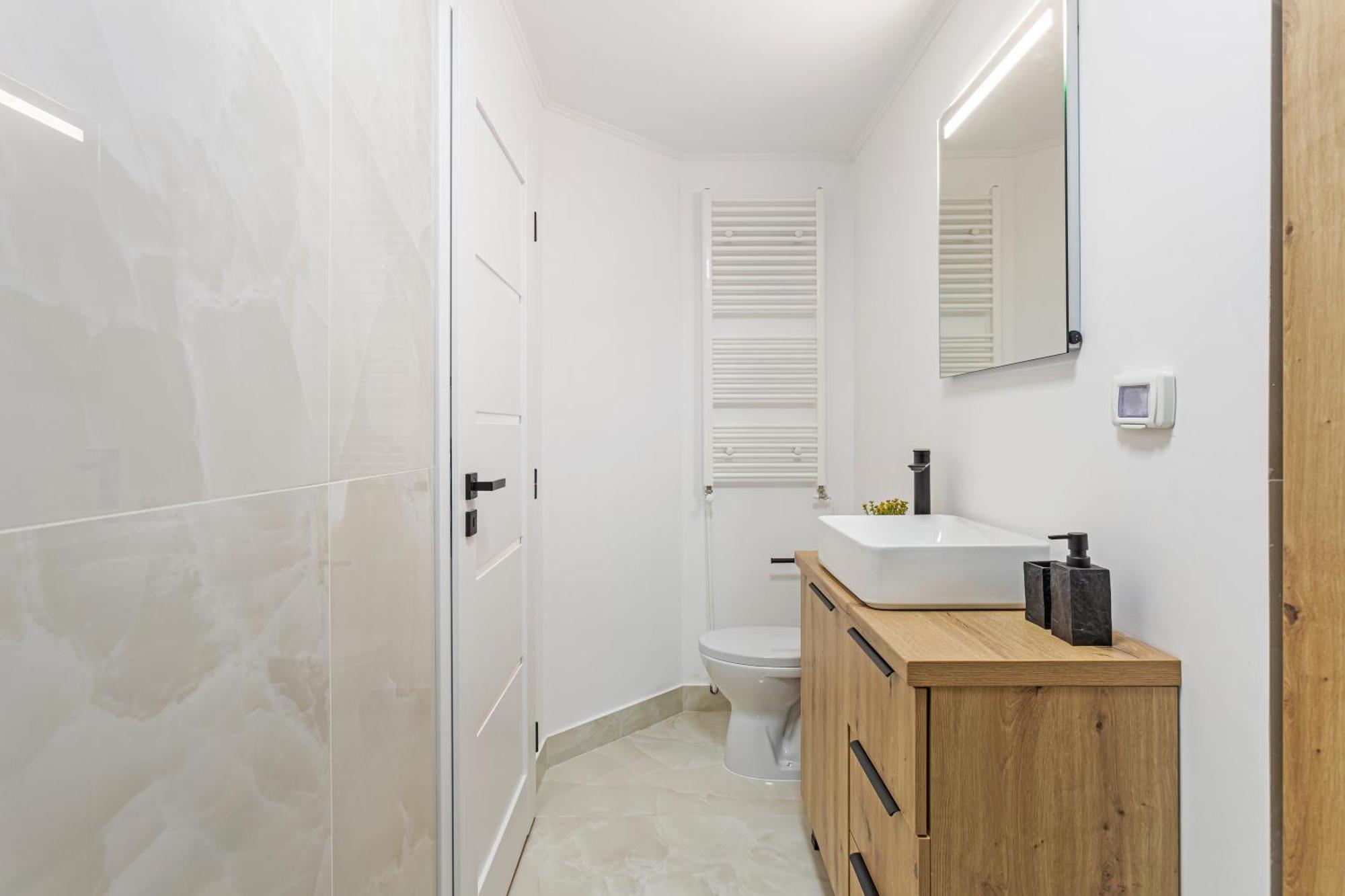 Marina Apartment Arad Esterno foto
